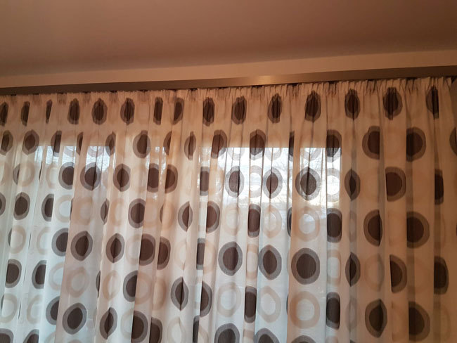 Style Schiene mit Retro Gardine